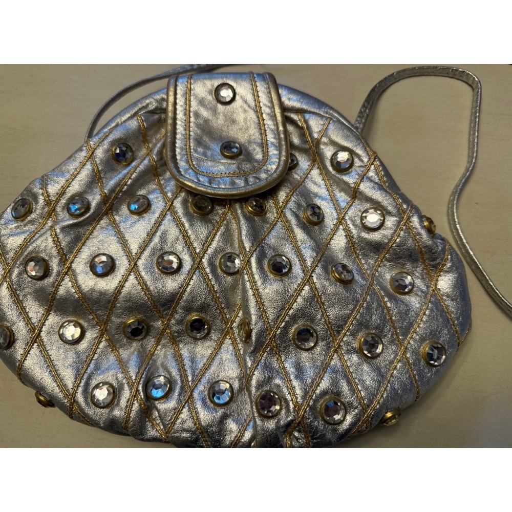 Vintage Saereun New York Silver Metallic Leather  Clutch Crossbody Bag